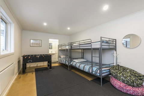 Santorini - Lorne - Phillip Island Accommodation 3