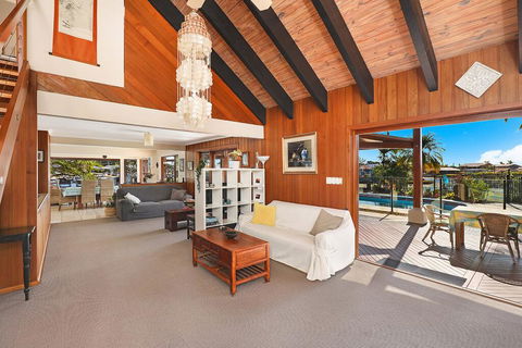 SCHMAN55-WATERFRONT, RESORT-STYLE ENTERTAINER - Phillip Island Accommodation 1