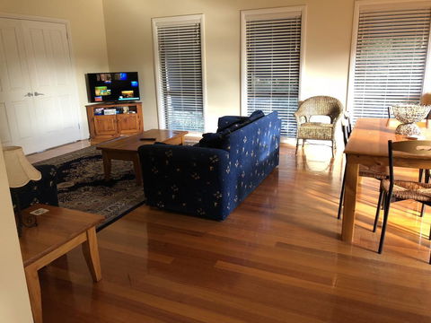 Seagrape Cottage - Phillip Island Accommodation 1