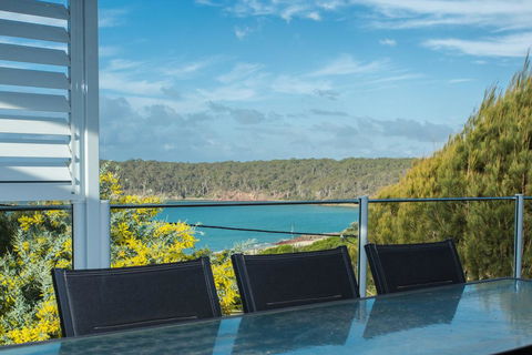 Seascape At Pambula Beach - Phillip Island Accommodation 1