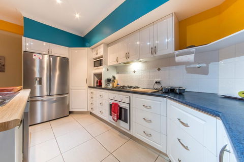 Seaside Hideaway- Hideaway Bay - Phillip Island Accommodation 2