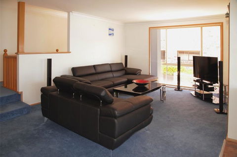 Soldiers Point Road, 50 - Phillip Island Accommodation 3