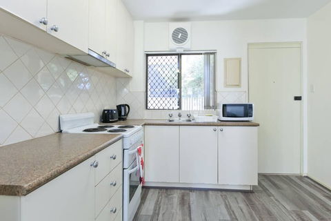 South Perth Perfect Location Free WIFI & Parking - Phillip Island Accommodation 2