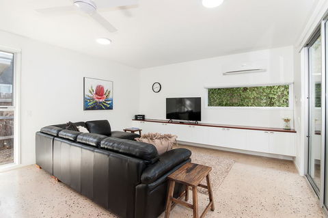 Southern Grampians Cottages - Phillip Island Accommodation 3