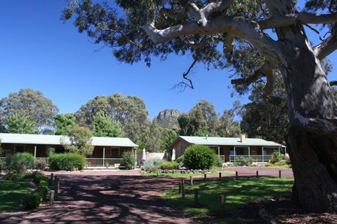 Southern Grampians Cottages - Phillip Island Accommodation 0