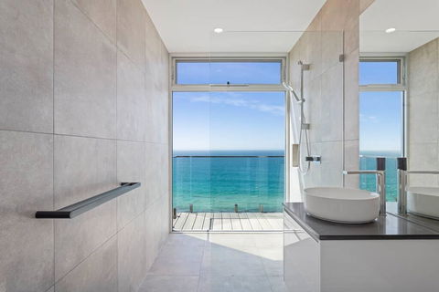 Southpoint -Brand New Home, Oceanfront Views - Phillip Island Accommodation 1