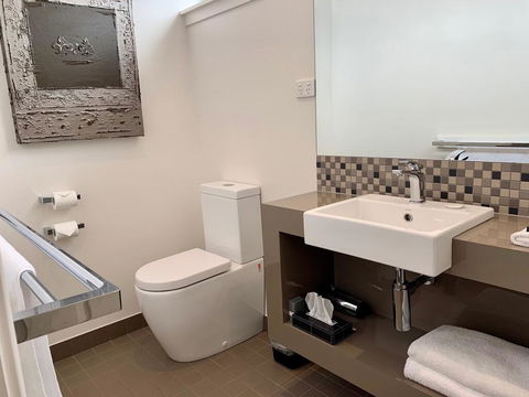Sovereign Park Motor Inn - Phillip Island Accommodation 3