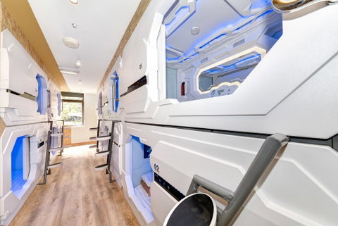 Space Q Capsule Hotel - Phillip Island Accommodation 0
