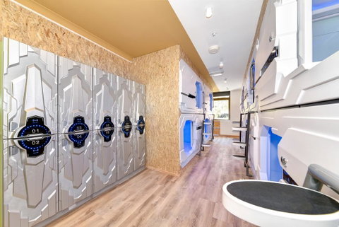Space Q Capsule Hotel - Phillip Island Accommodation 1