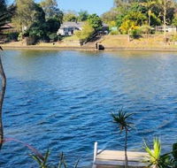 Spacious 2 Bedroom Beach Side Apartment - Close to shopping Centre with Coles Health Food Shop Sushi Pizza Cafes Hairdresse - Phillip Island Accommodation