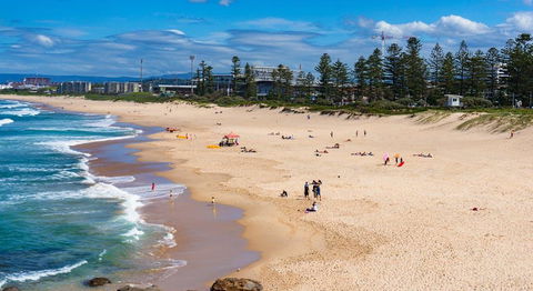 Spacious Townhouse In Wollongong - Phillip Island Accommodation 2