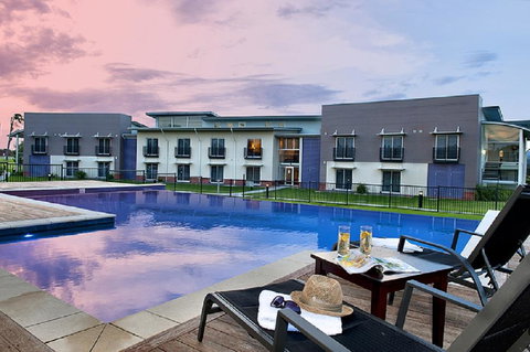 Springs Shoalhaven Nowra - Phillip Island Accommodation 0