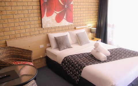 Squatters Homestead Motel - Phillip Island Accommodation 1