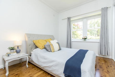 Stay At Meurant Wagga - Phillip Island Accommodation 0