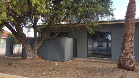Stay Awhile In Port Pirie - Min Stay 4 Nights - Phillip Island Accommodation 0