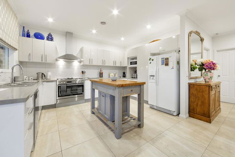 StayCentral - Rosanna Luxurious Mansion - Phillip Island Accommodation 1