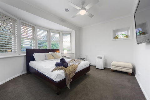 StayCentral - Rosanna Luxurious Mansion - Phillip Island Accommodation 3