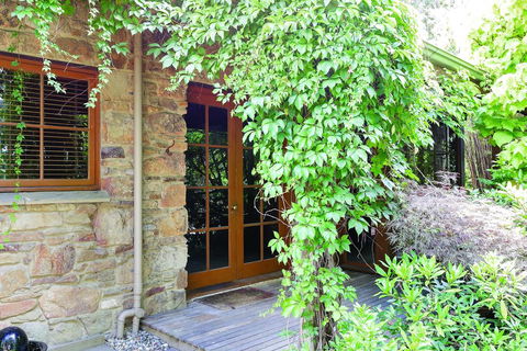 Stonehenge Retreat - Phillip Island Accommodation 0