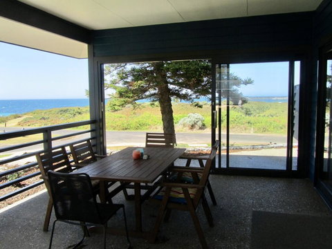 Storm Bay Cottage - Phillip Island Accommodation 2