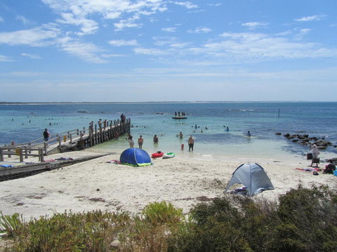 Storm Bay Cottage - Phillip Island Accommodation 3