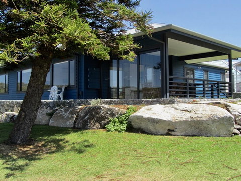 Storm Bay Cottage - Phillip Island Accommodation 0