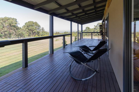 Studio 165 Hidden Gem On 50 Acres With Bay Views - Phillip Island Accommodation 0