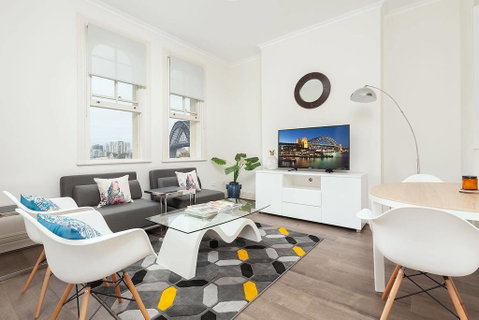 STUNNING SYDNEY HOME 8 - Phillip Island Accommodation 3