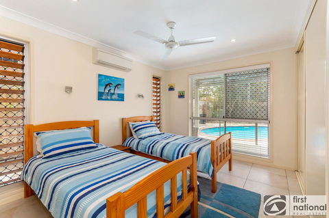 Stunning Waterfront Home With Pool - Sylvan Beach Esp, Bellara - Phillip Island Accommodation 2