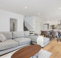 Style Comfort and Convenience - Phillip Island Accommodation