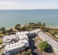 Stylish Island Getaway - BEACHFRONT APARTMENT - Phillip Island Accommodation