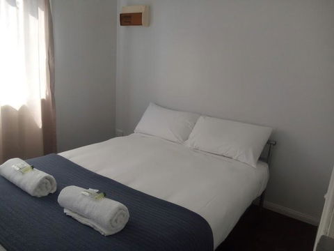 Summit Cabin - Phillip Island Accommodation 0