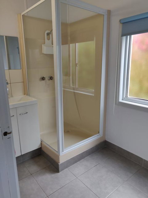 Summers Rest Units - Phillip Island Accommodation 3