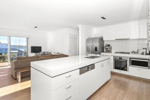 Sunseeker Drive 5 Bawley Point - Phillip Island Accommodation 2