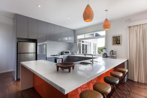 Sunseeker House - Phillip Island Accommodation 1