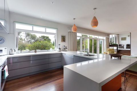 Sunseeker House - Phillip Island Accommodation 3