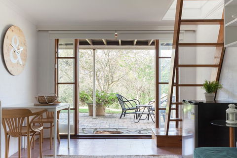 Sunseeker Cottage - Gorgeous Seaside Cottage - Phillip Island Accommodation 0