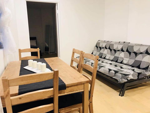Sunset View 2 Bedroom Apt Next To Station - Phillip Island Accommodation 1