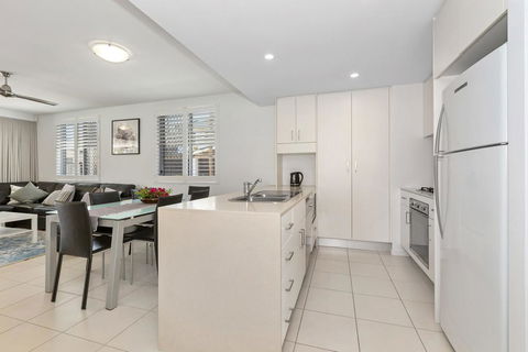 SWIM UP DRIFT APARTMENT 12 South - Phillip Island Accommodation 2