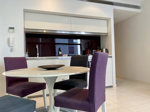 Sydney CBD Central Location - Spacious Apartment - Parking - Pool - Gym - Best Location - Phillip Island Accommodation 2