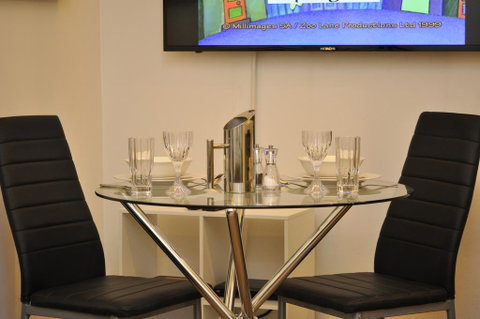 Sydney CBD Studio Apartment 503BRG - Phillip Island Accommodation 1