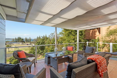 Tathra Beachbreak - Phillip Island Accommodation 0