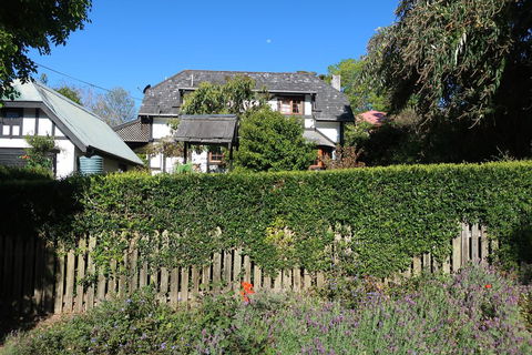 Ted And Stellas On Tamborine - Phillip Island Accommodation 0
