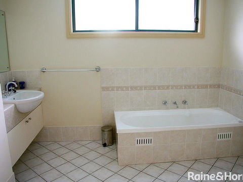 Terrigal Gem - 3/9 Auld Street, Terrigal - Phillip Island Accommodation 3