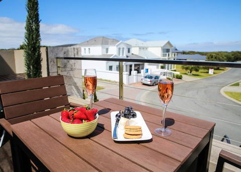The Beach House At Bayside - Phillip Island Accommodation 0