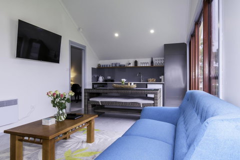 South Arm Luxury Loft - Phillip Island Accommodation 12