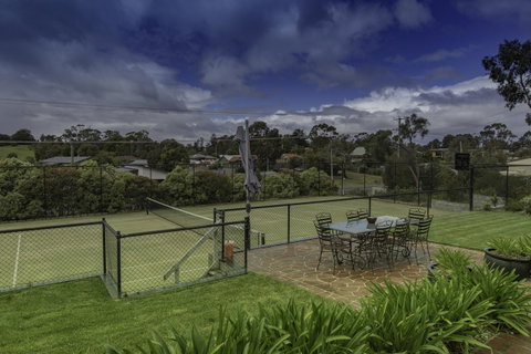 South Arm Luxury Loft - Phillip Island Accommodation 3