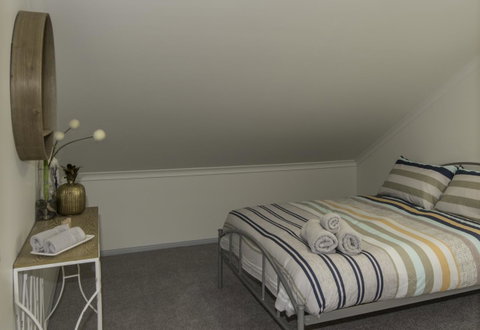 South Arm Luxury Loft - Phillip Island Accommodation 7