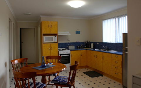 Sails On Port Sorell Boutique Apartments - Phillip Island Accommodation 6