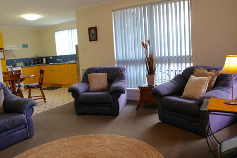 Sails On Port Sorell Boutique Apartments - Phillip Island Accommodation 16