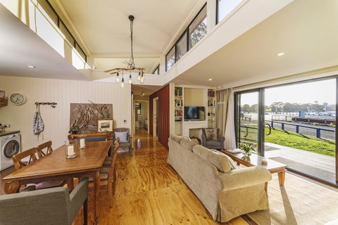Coastal Pods Wynyard - Phillip Island Accommodation 21